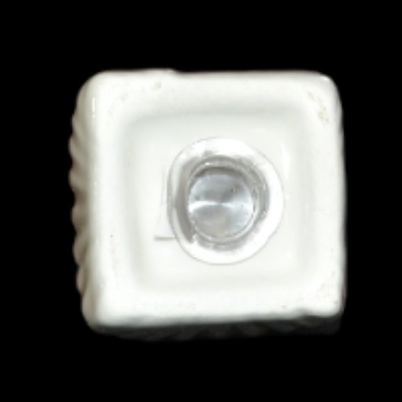 Vintage Salt And Pepper Shakers Ceramic Decorated Cakes Plugs Intact Dining - Picture 6 of 6